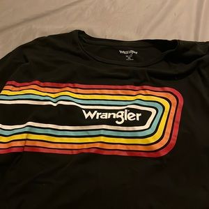 Black wrangler t shirt